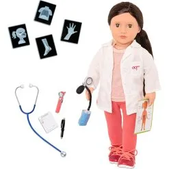 Our Generation Nicola Læge Dukke