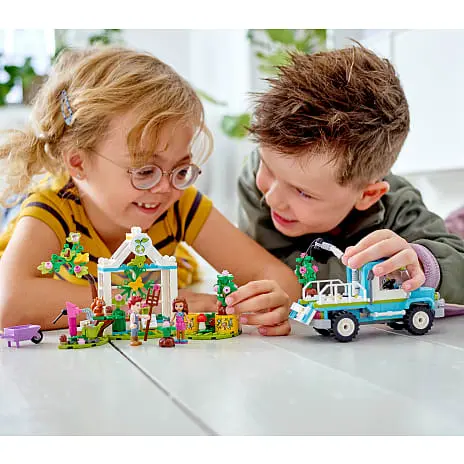 LEGO® Friends Træplantningsvogn 41707 4 LEGO® Friends Træplantningsvogn 41707 - Billede 2