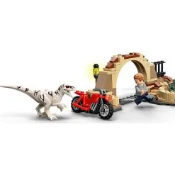 LEGO® Jurassic World Atrociraptor-dinosaur: Motorcykeljagt 76945 13 LEGO® Jurassic World Atrociraptor-dinosaur: Motorcykeljagt 76945 -Konstruktionslegetøj butik 905b9edc 96fd 47a2 9c3a 739351bd9aa8