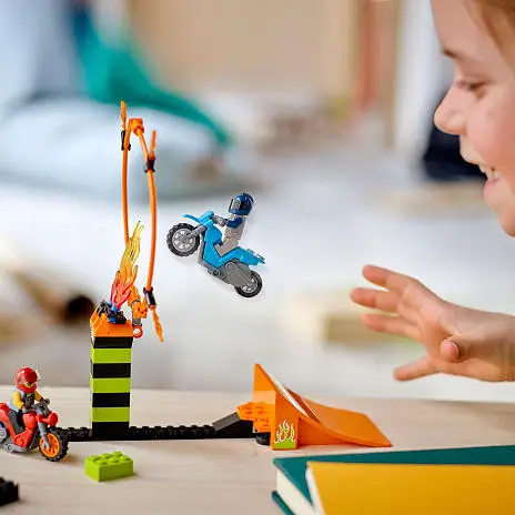 LEGO® City Stuntkonkurrence 60299 5 LEGO® City Stuntkonkurrence 60299 - Billede 3