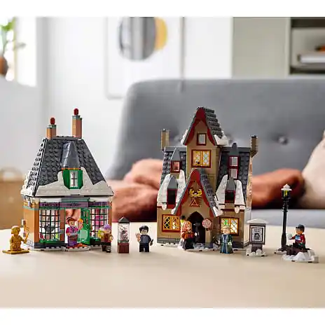 LEGO 76388 Harry Potter Besøg I Hogsmeade-landsbyen 4 LEGO 76388 Harry Potter Besøg I Hogsmeade-landsbyen - Billede 2